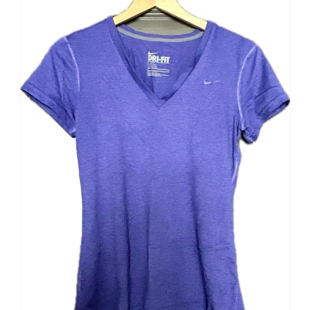 Nike Women's Purple Dri FIT V Neck workout shirt gym top exercise shirt Athletic